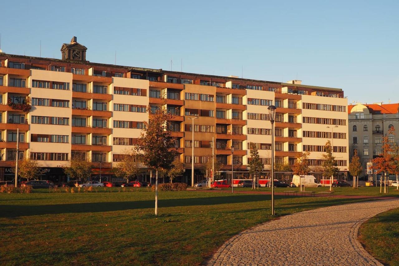 Rodinný V Centru Prahy Apartamento *